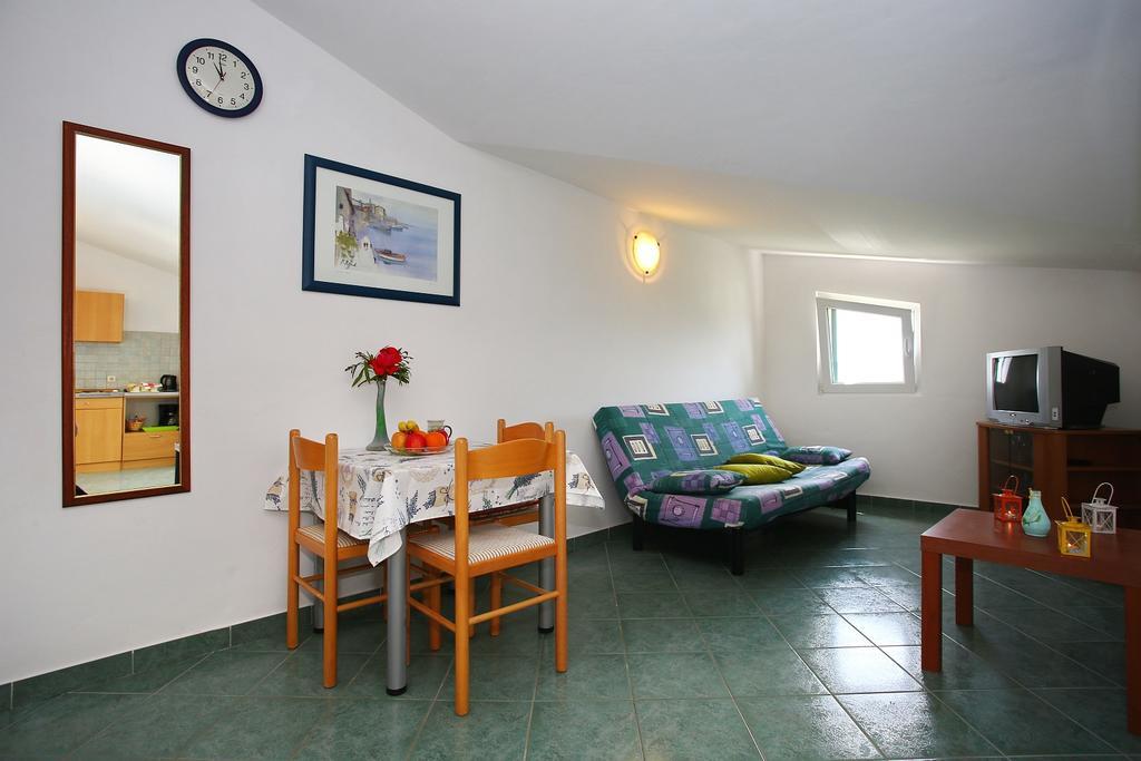 Apartments Vila Ana Seline Extérieur photo